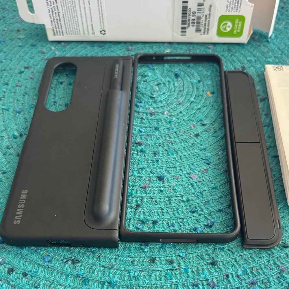 Galaxy ZFold4 Samsung Black Protective Cover with Stylus